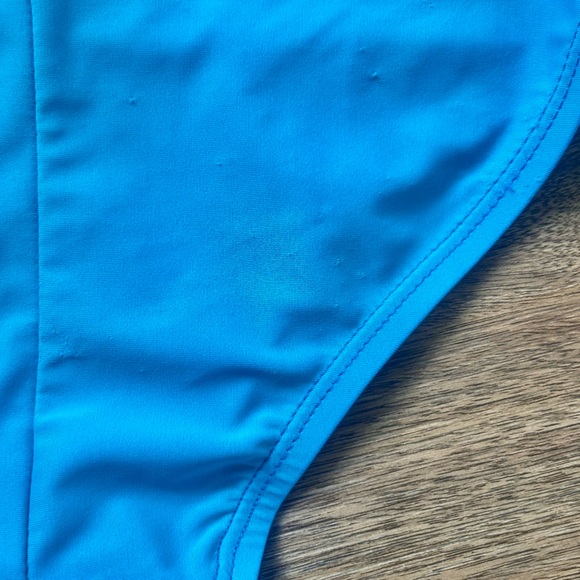 Ellen Tracy Blue One Piece Swimsuit High Neck Keyhole Front Size M | Gently Used - Picture 10 of 10